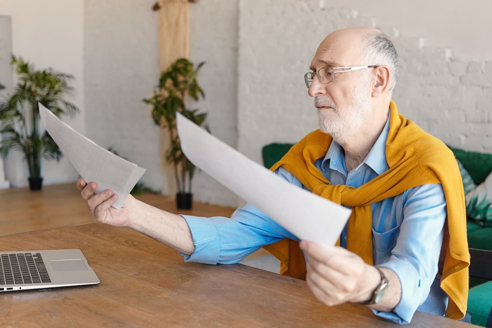 Avoiding Common Pitfalls With Senior Mailing Lists